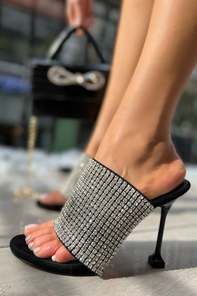 Lily Kristal Taşlı Topuklu Kadın Ayakkabı Siyah